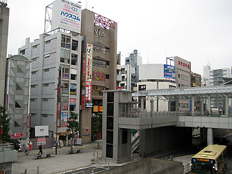 北口駅前ロータリー